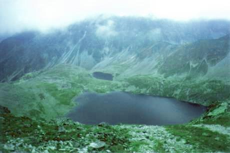 Widok z Mięguszowieckiej Przełęczy pod Chłopkiem na Hińczowe Stawy